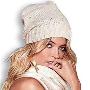 Victoria Secret new hat and scarf set❤️